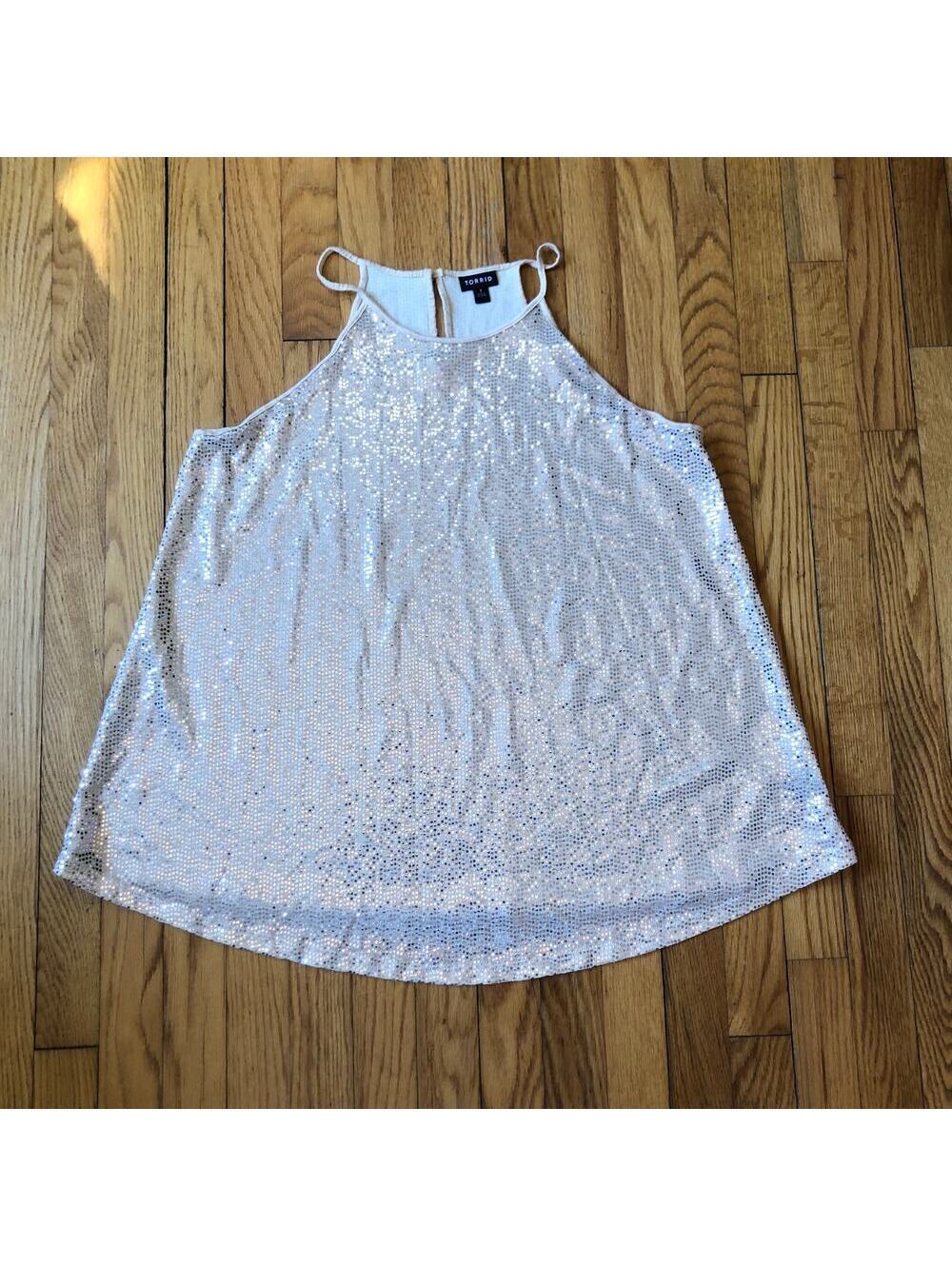 Torrid NWOT Women's Peach and Gold Sparkle Sleeveless Top Size 1X